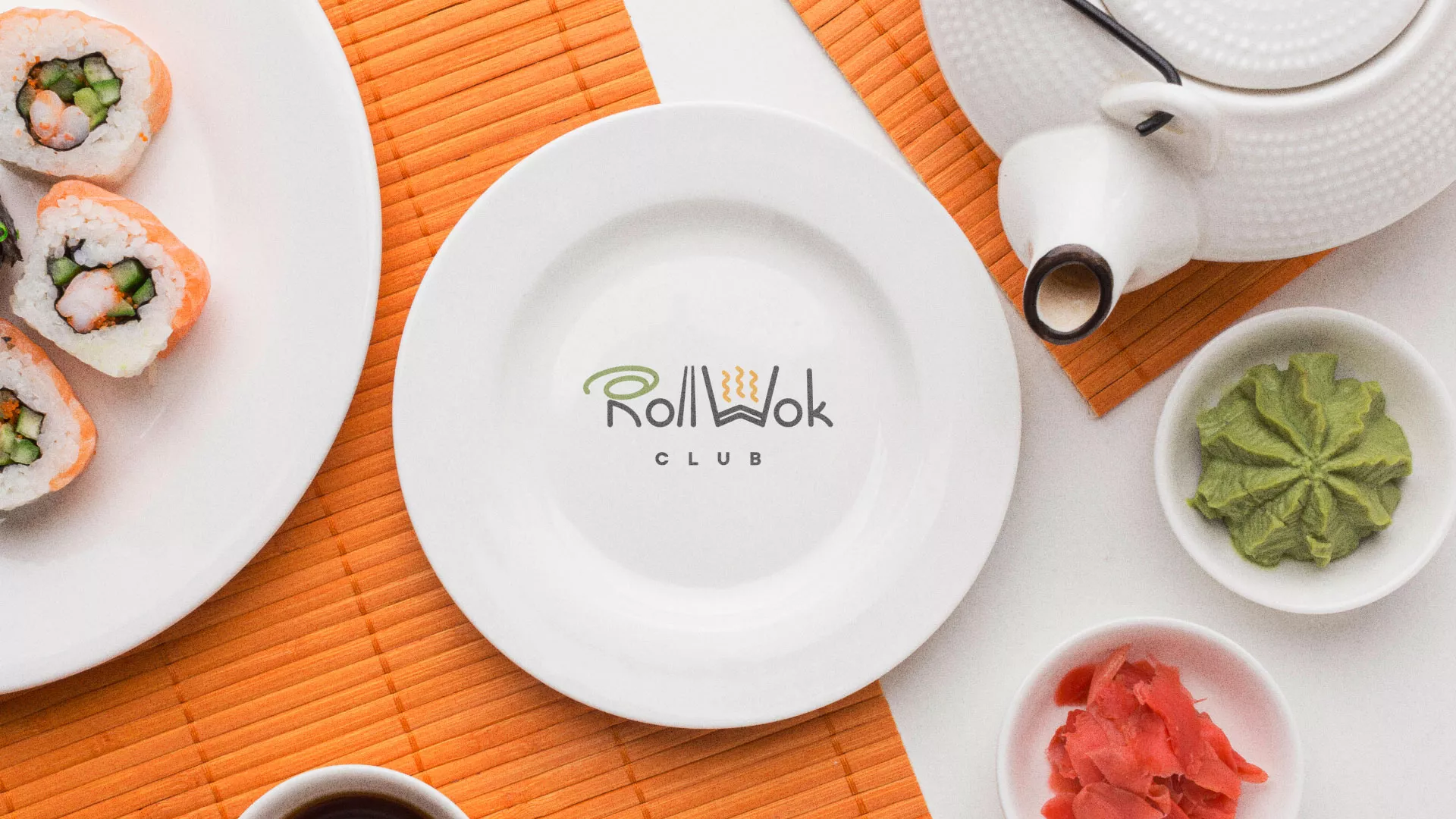 Разработка логотипа и фирменного стиля суши-бара «Roll Wok Club» в Билибино